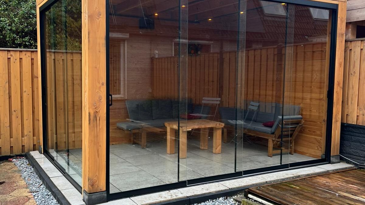 Glazen Schuifwand in Zand in Gemert-Bakel