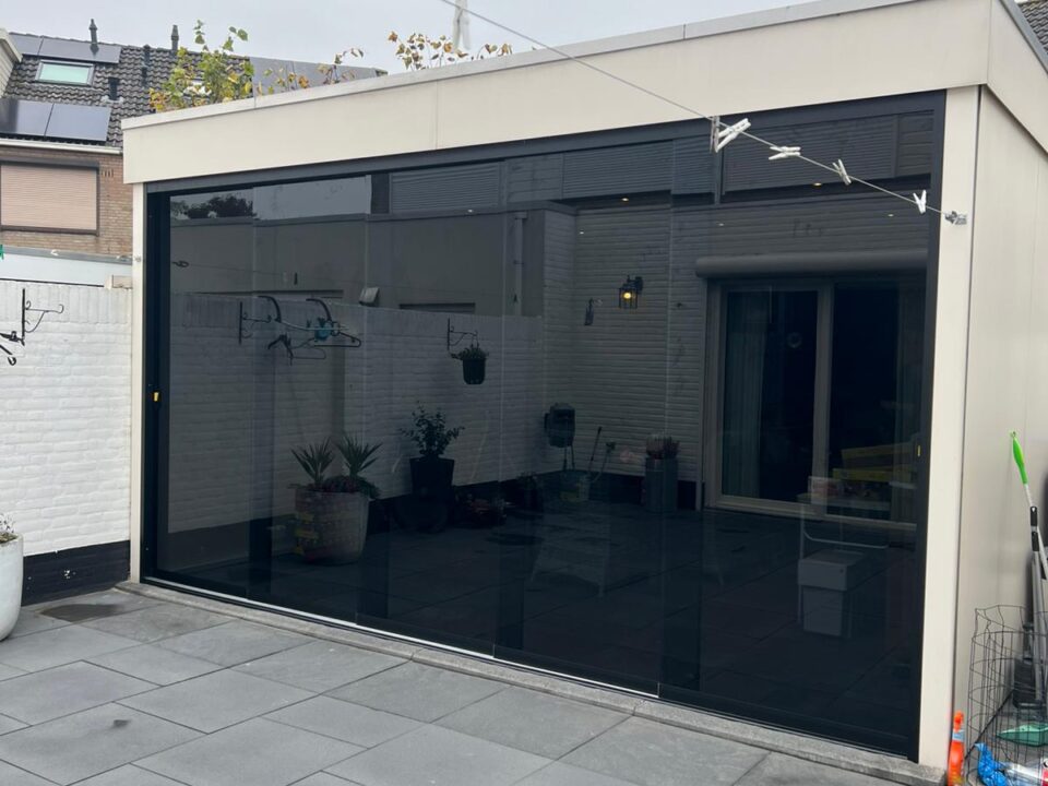 Glazen Schuifwand in Wouwse Plantage in Roosendaal