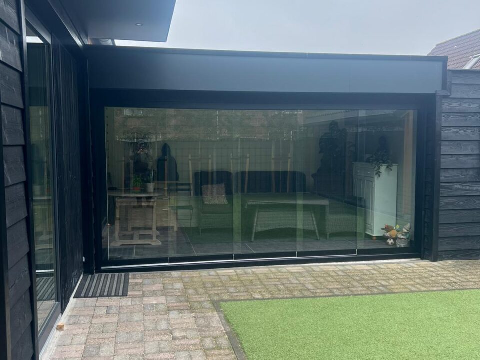 Glazen Schuifwand in Sint-Michielsgestel